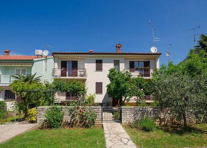 Apartment Milan Poreč