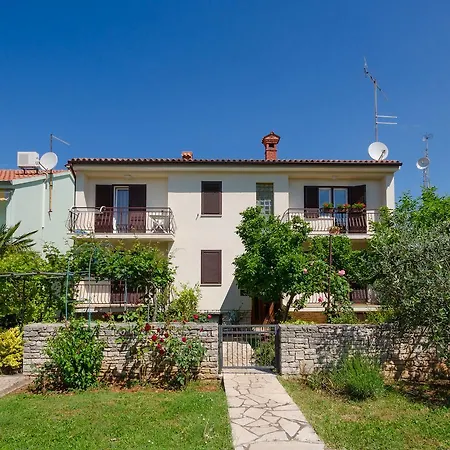 Apartment Milan Porec